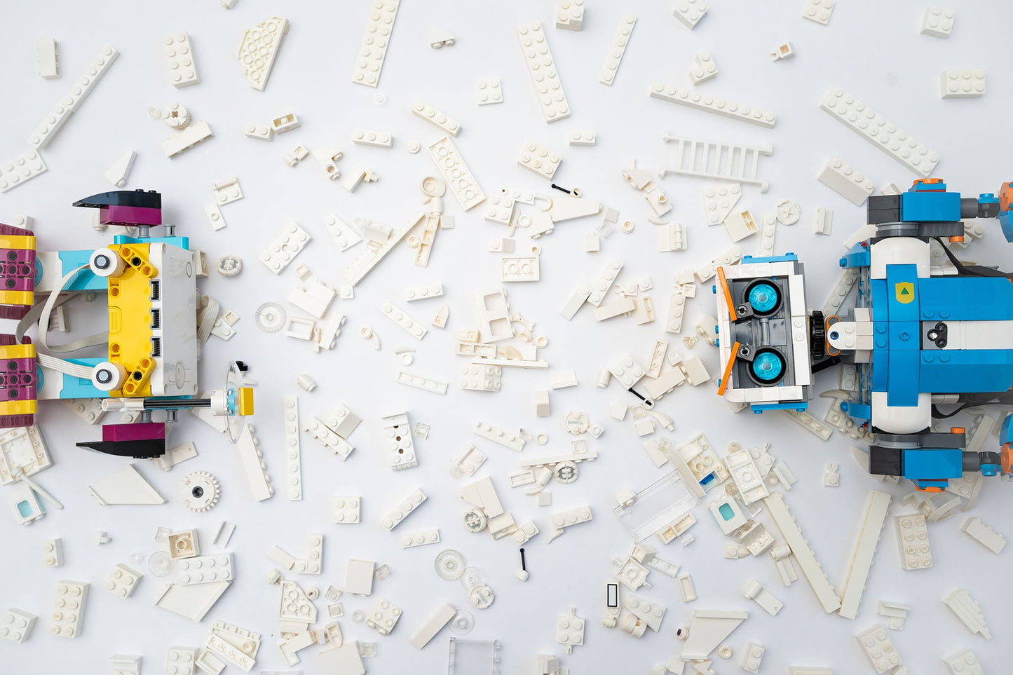 The InT Lab (LEGO Education for Ages 5-7)