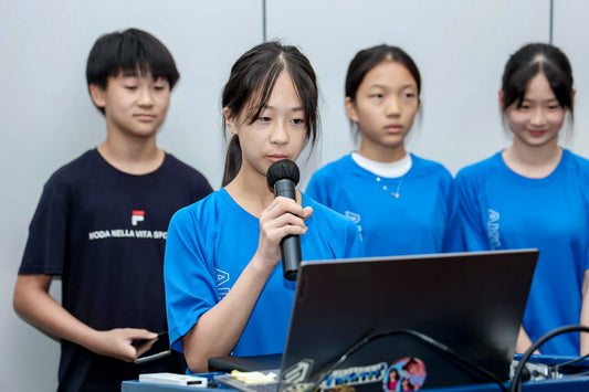 Young Entrepreneur – Build Your eBusiness (Day Camp)