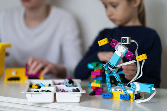 The InT Lab (LEGO Education for Ages 8-10)